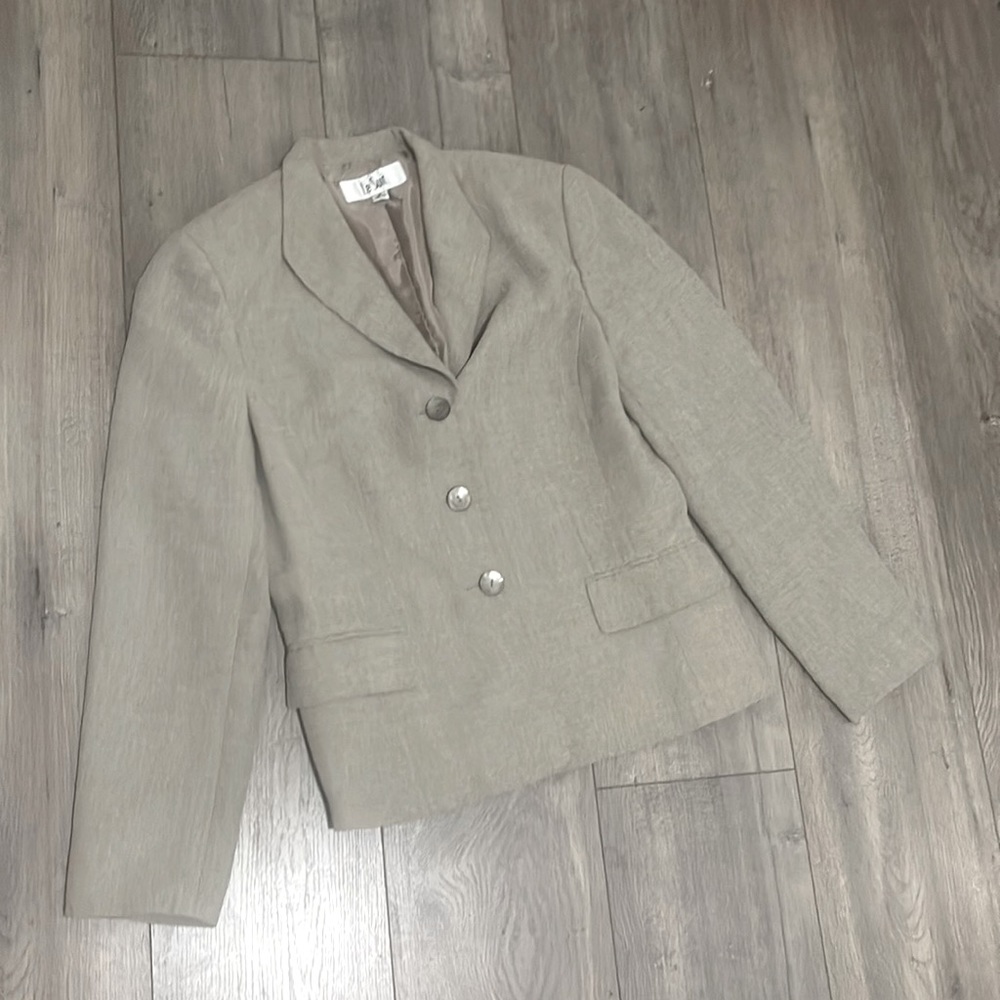 Le Suit Blazer Women’s Size 8
